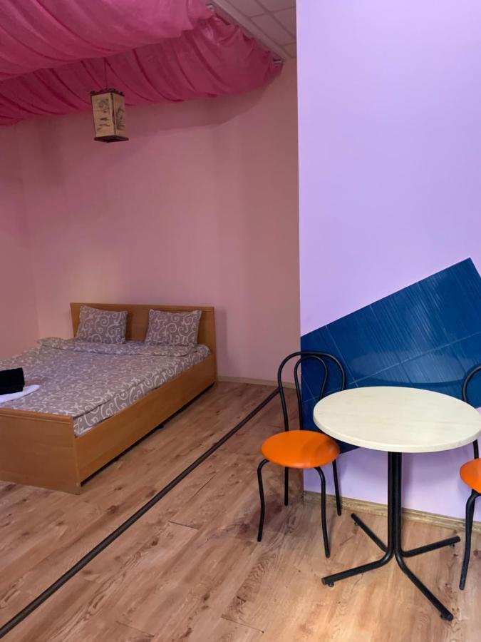 32Kotliarska Apartment Lviv Ngoại thất bức ảnh